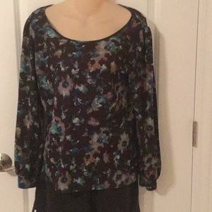 J. Jill beautiful flowered tunic-NWOT